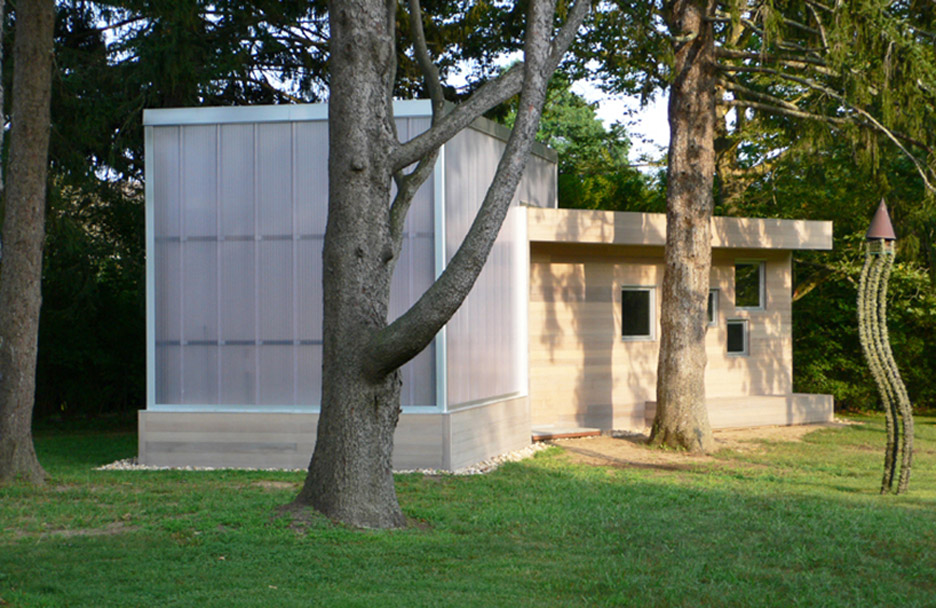 polycarbonate used in outdoor projects